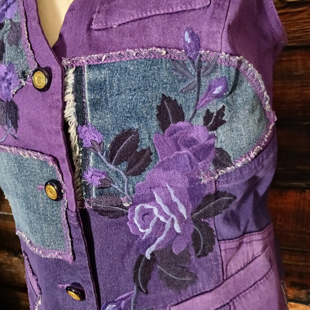 DG2 Diane Gilman Denim Vest M Purple Patchwork Embroidered - Picture 4 of 11
